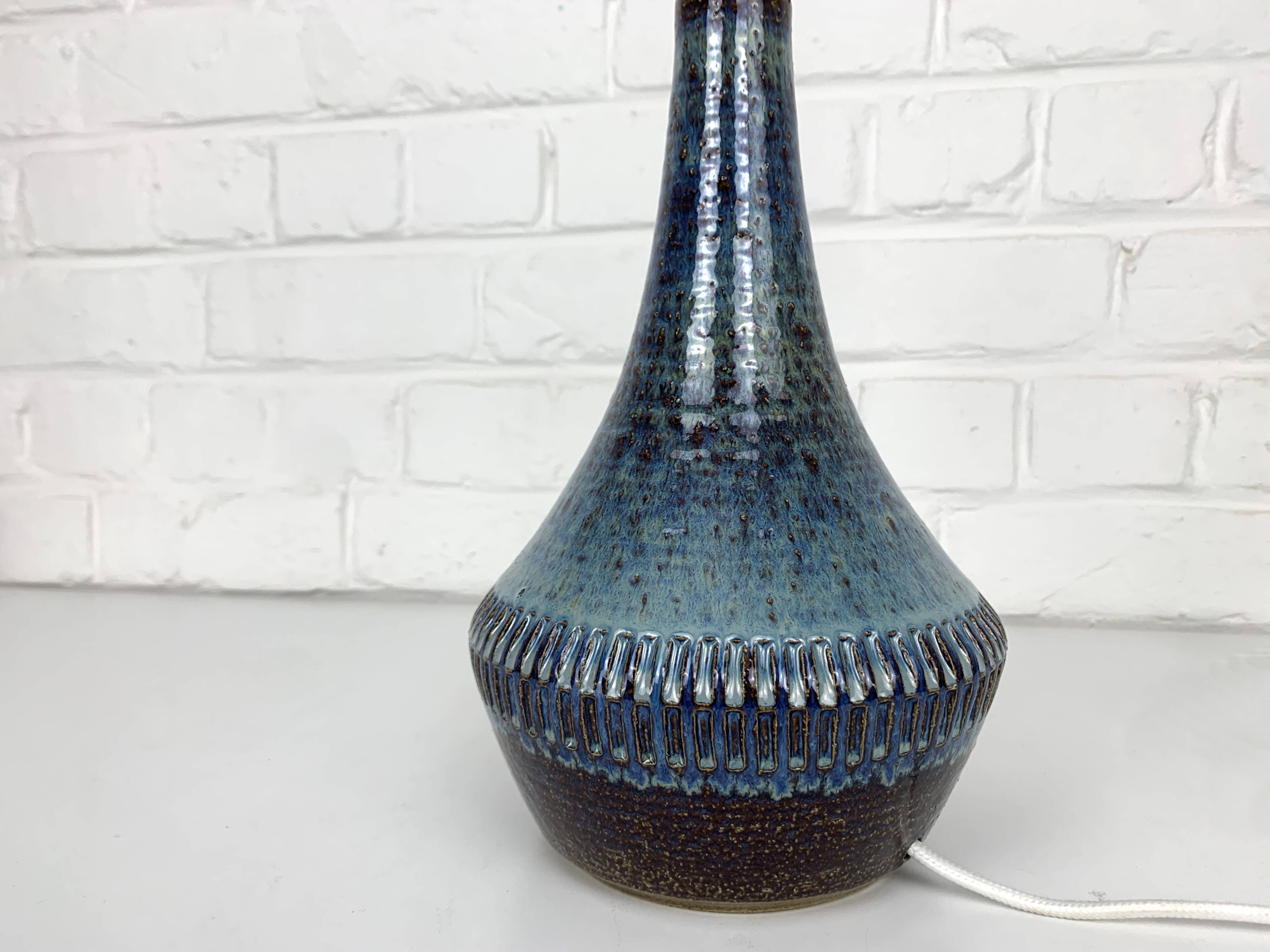 Danish table lamp in blue ceramic, Soholm Stentøj, Scandinavian Denmark