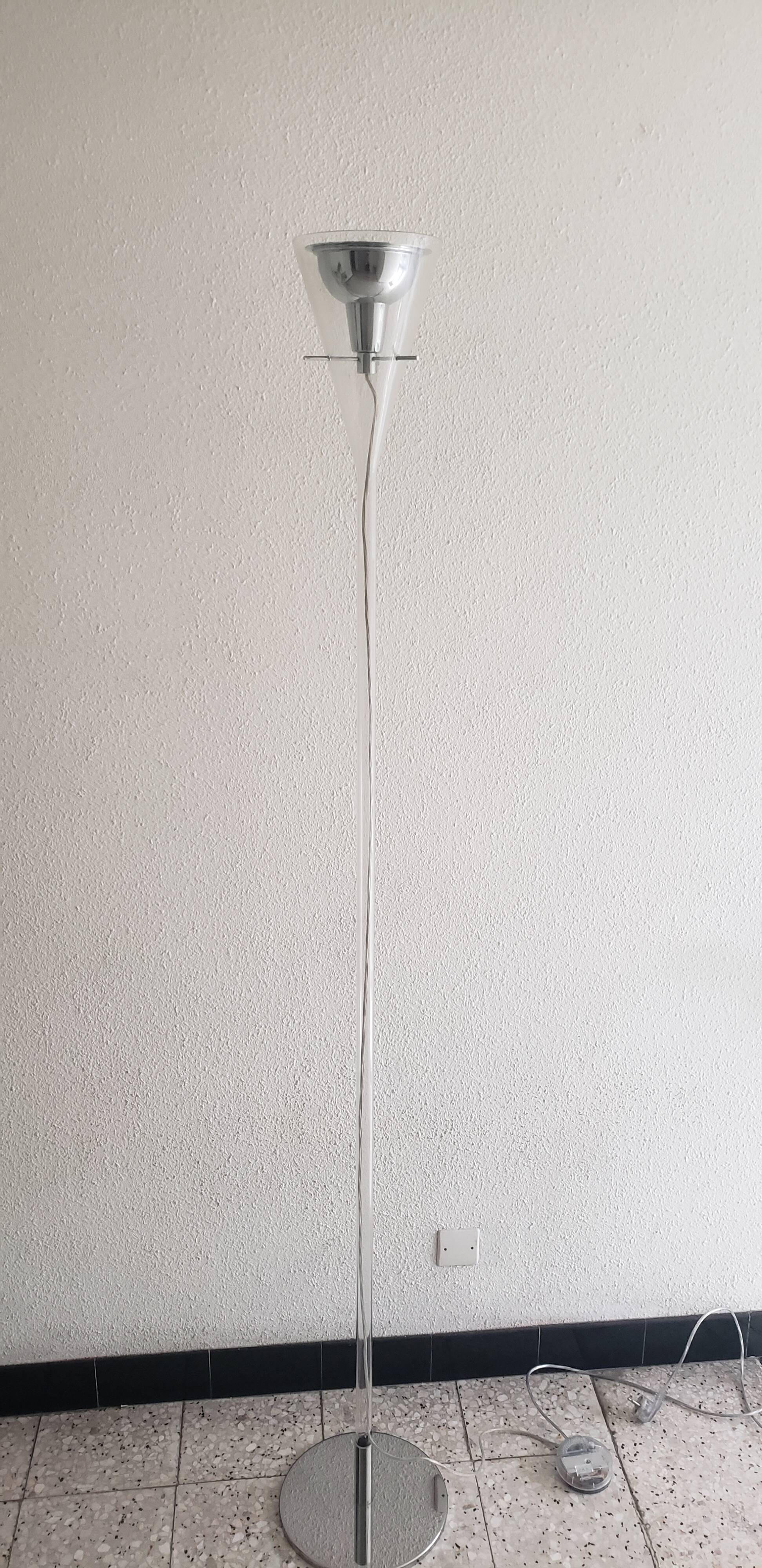 Lampadaire design Fontana Arte flute