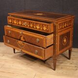 20th century Italian inlaid chest of drawers in Louis XVI style