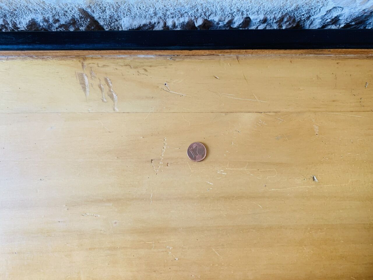 Small vintage row with sliding doors, metal legs Circa 50's