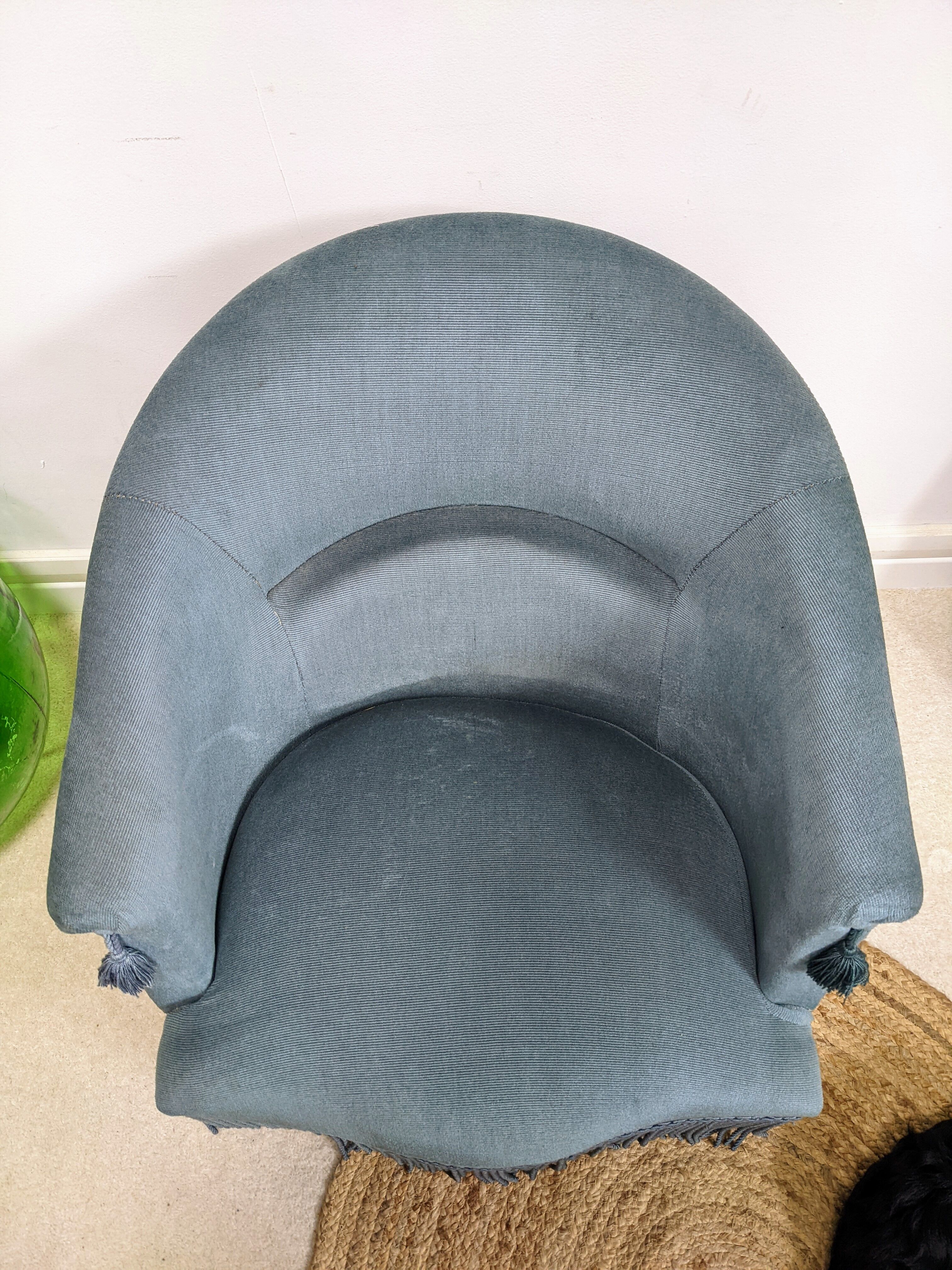 Toad armchair