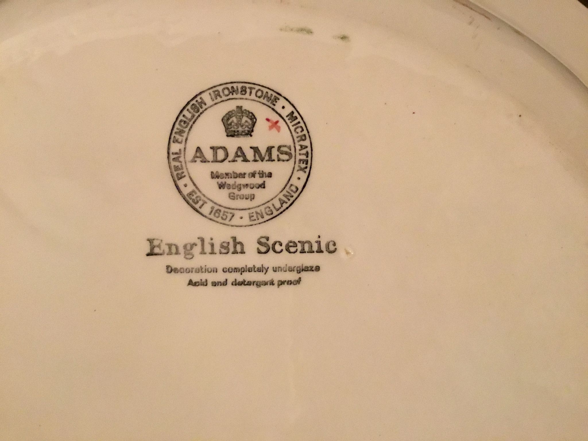 Plat creux en porcelaine anglaise