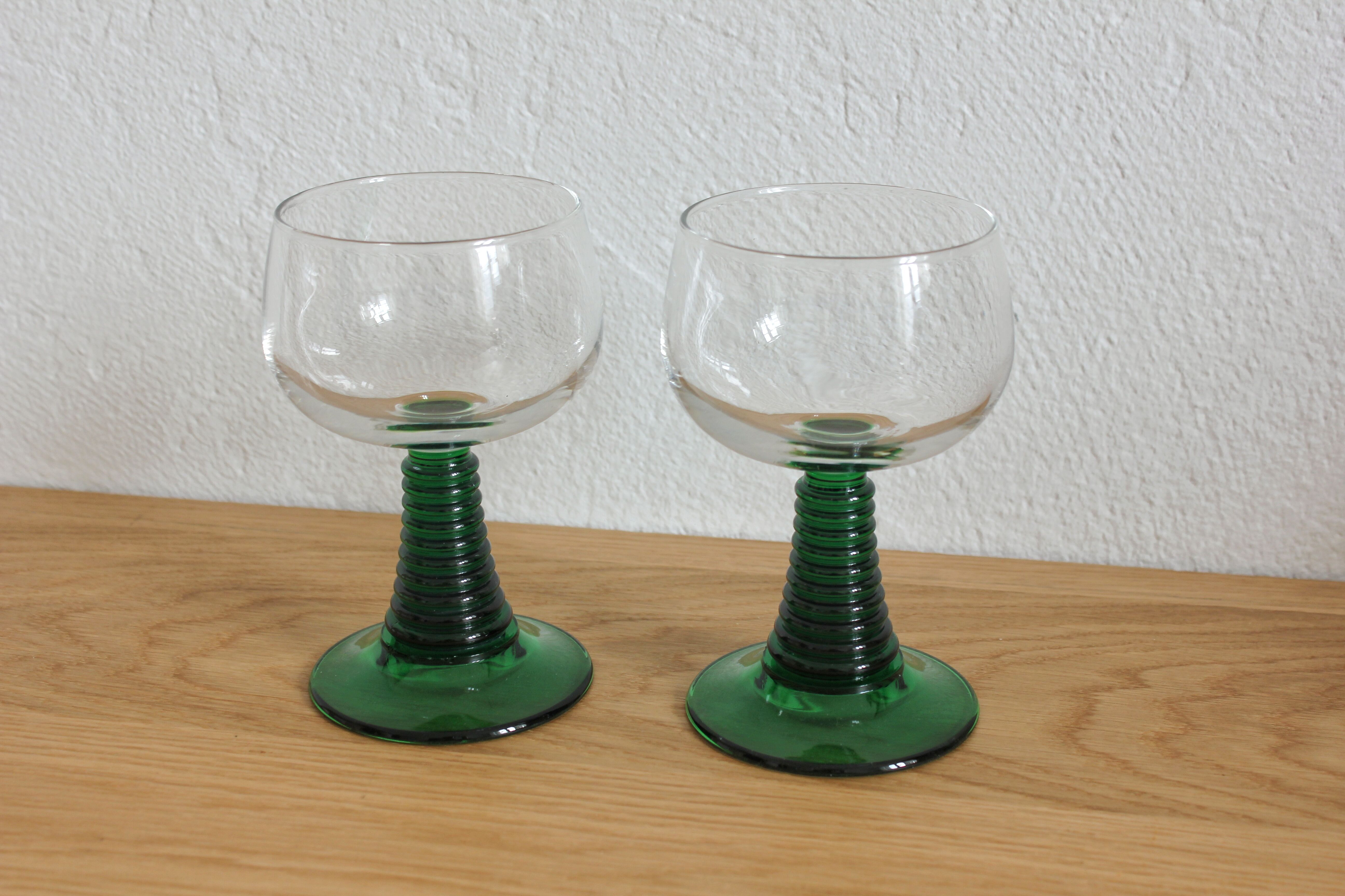 2 verres à eau pieds coniques vert Luminarc vintage années 70