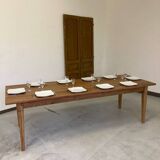 Farm table