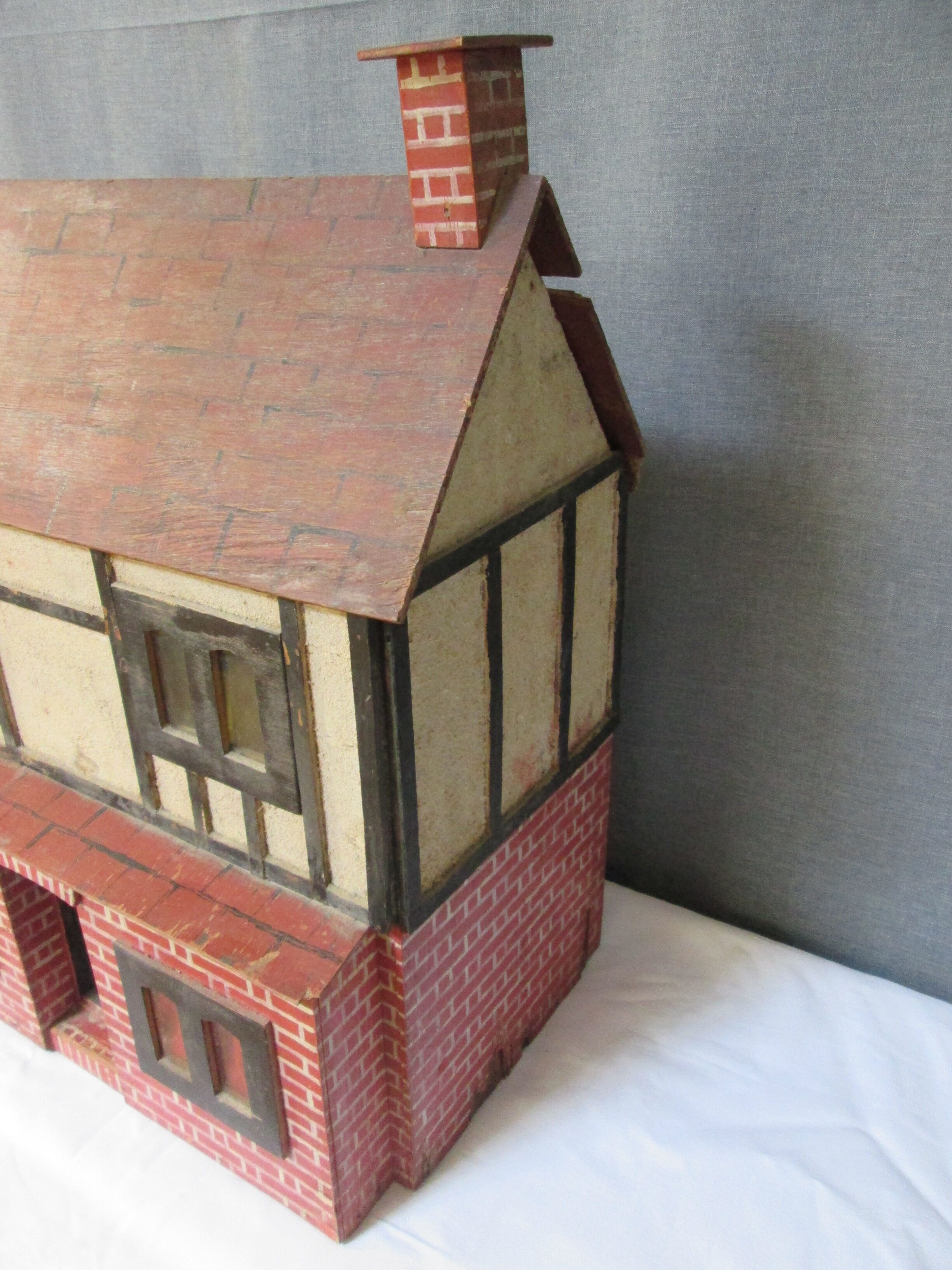 Old dollhouse