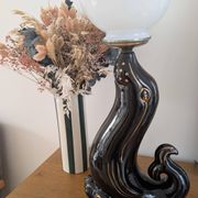Seal globe lamp