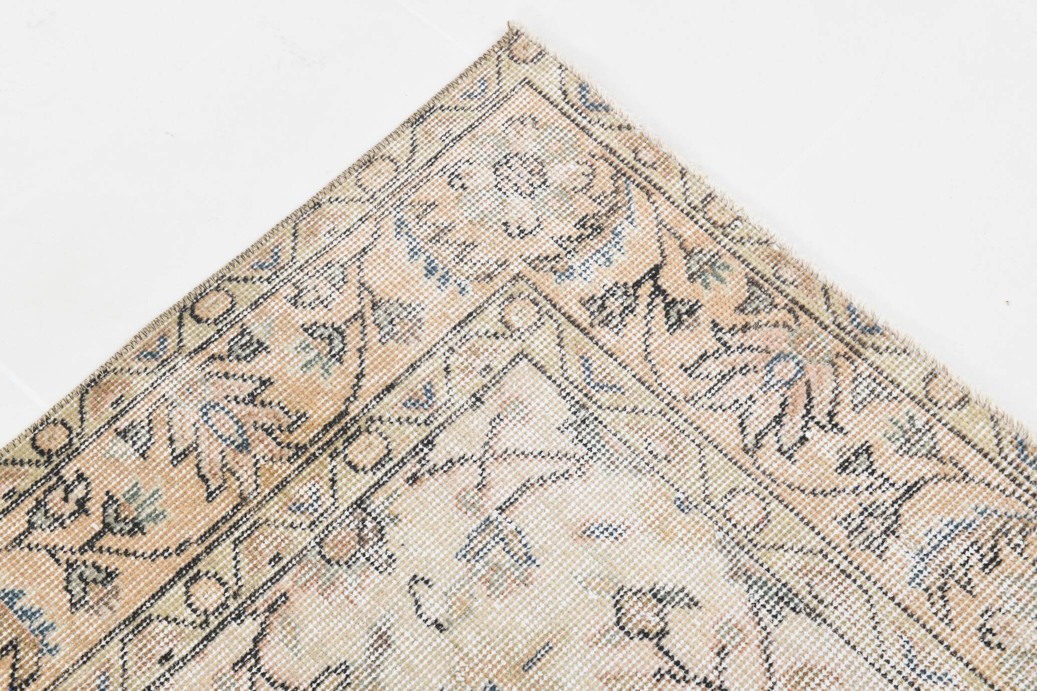 6x10 Vintage Faded Brown & Beige Classic Vintage Rug