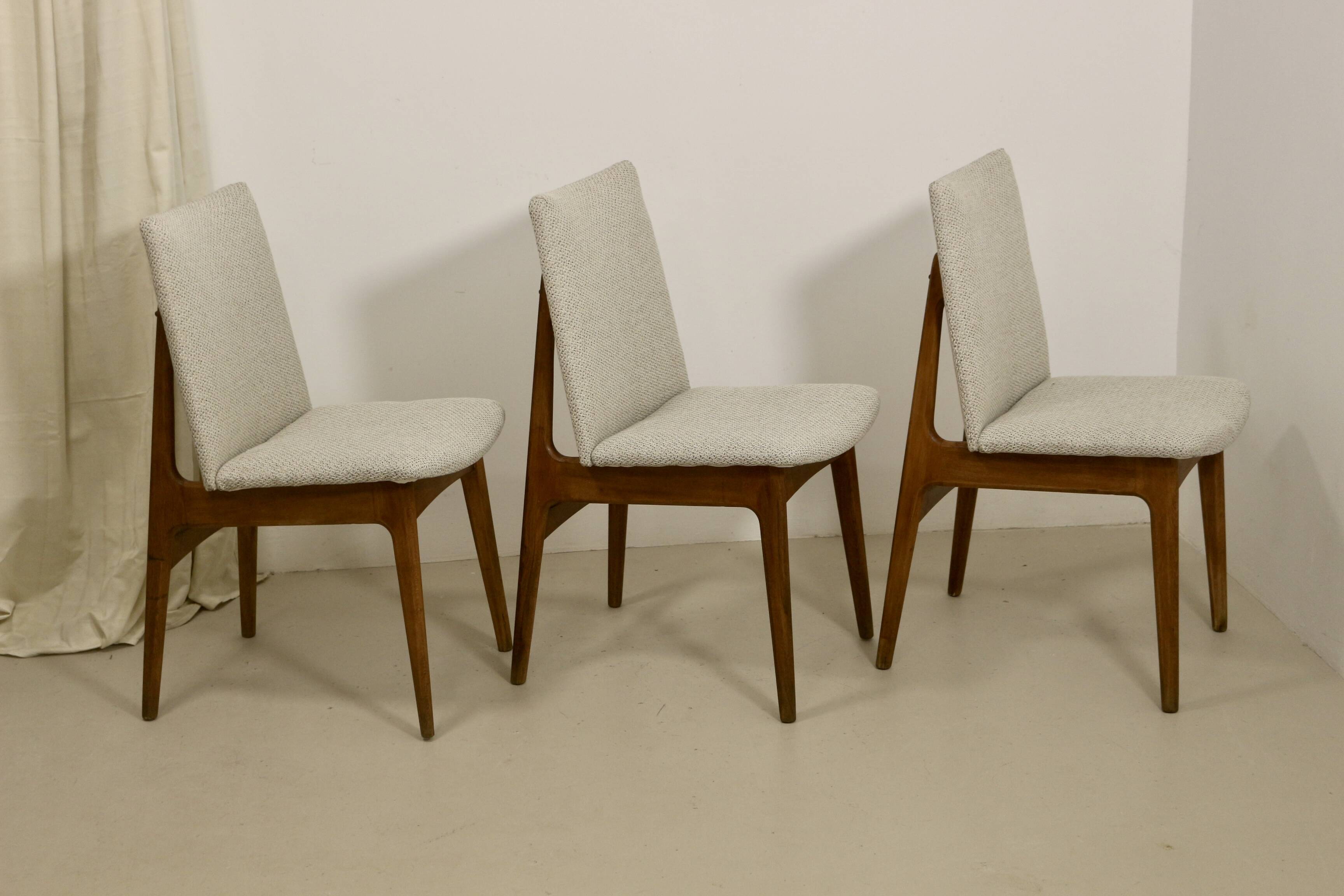 Lot 3 chaises scandinave année 60 en hêtres ref Jack
