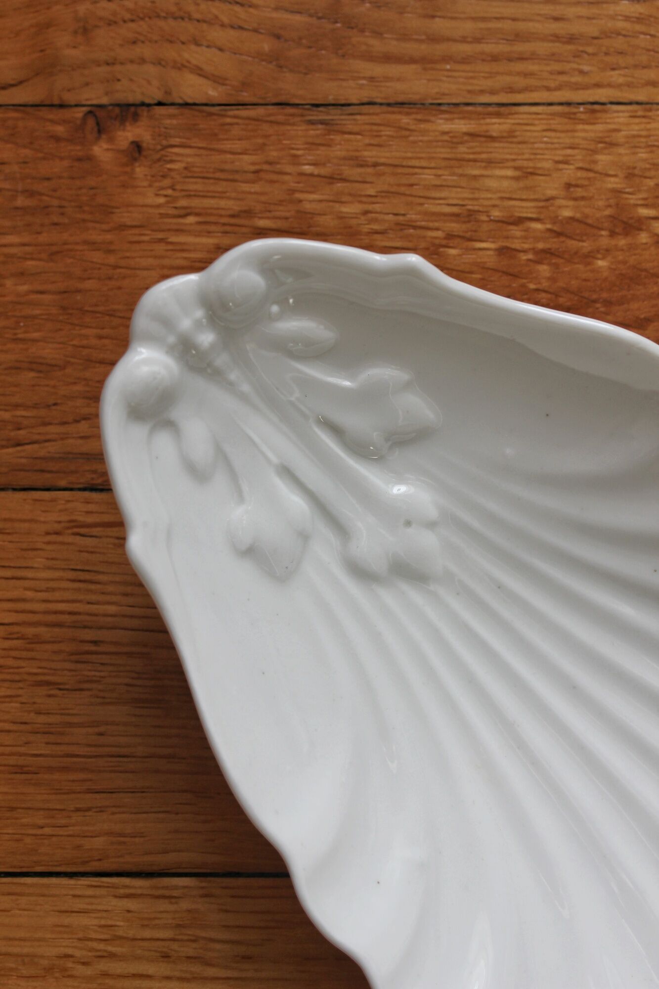 Ravier shell in old porcelain late nineteenth century