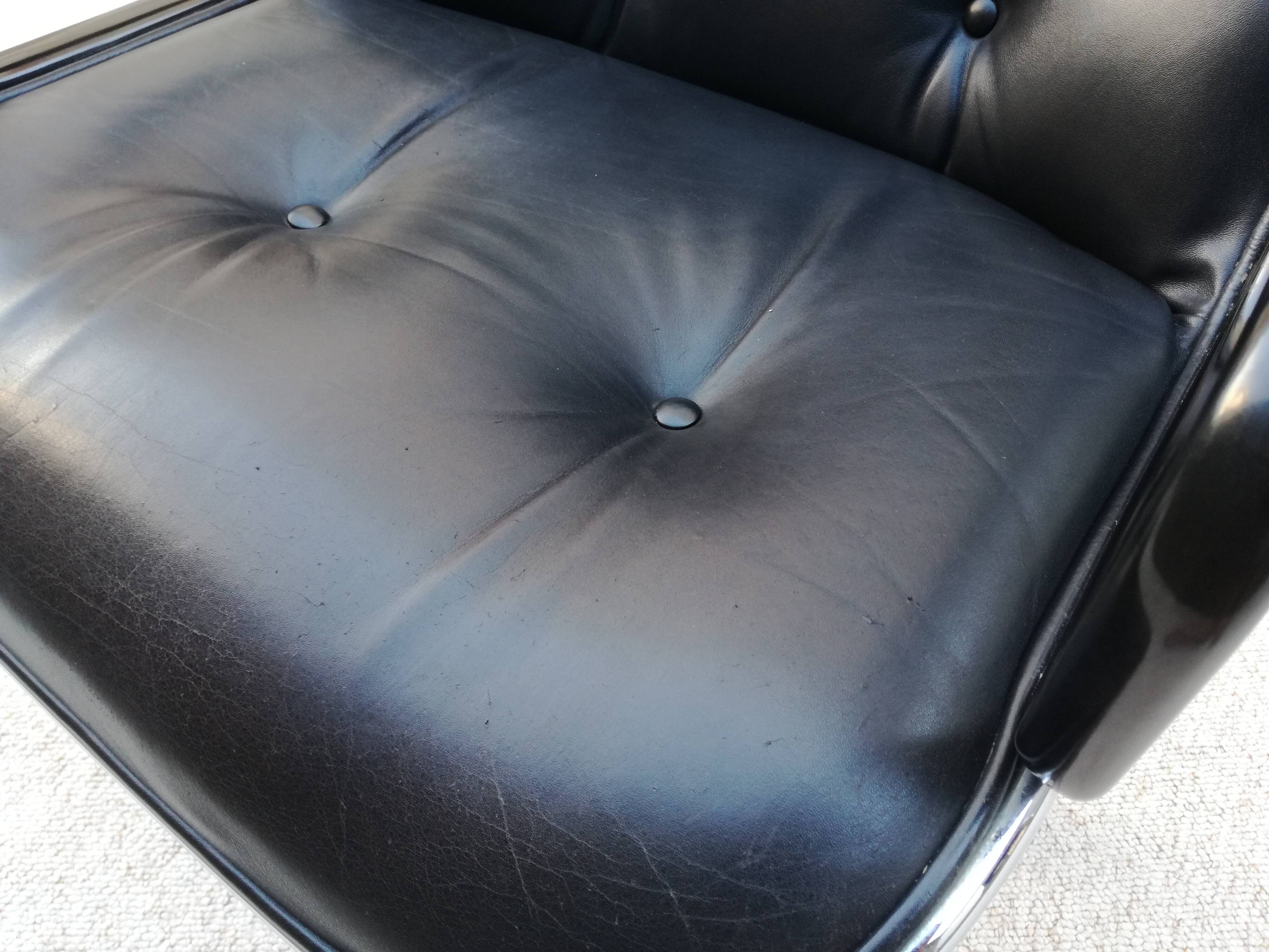 Executive model swivel chair by Charles Pollock edited by Knoll, 1970s