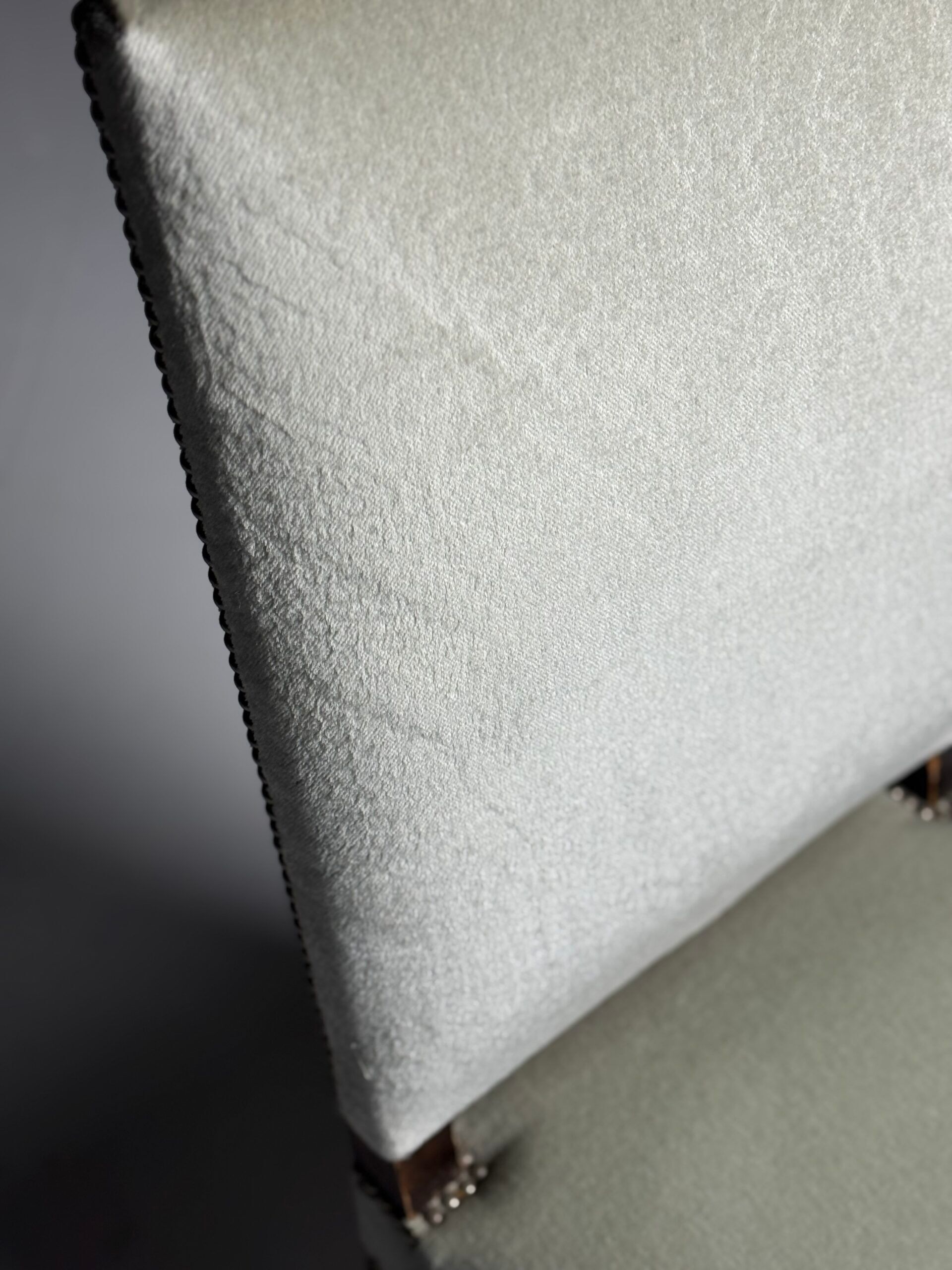 Set of 6 Os de Mouton chairs