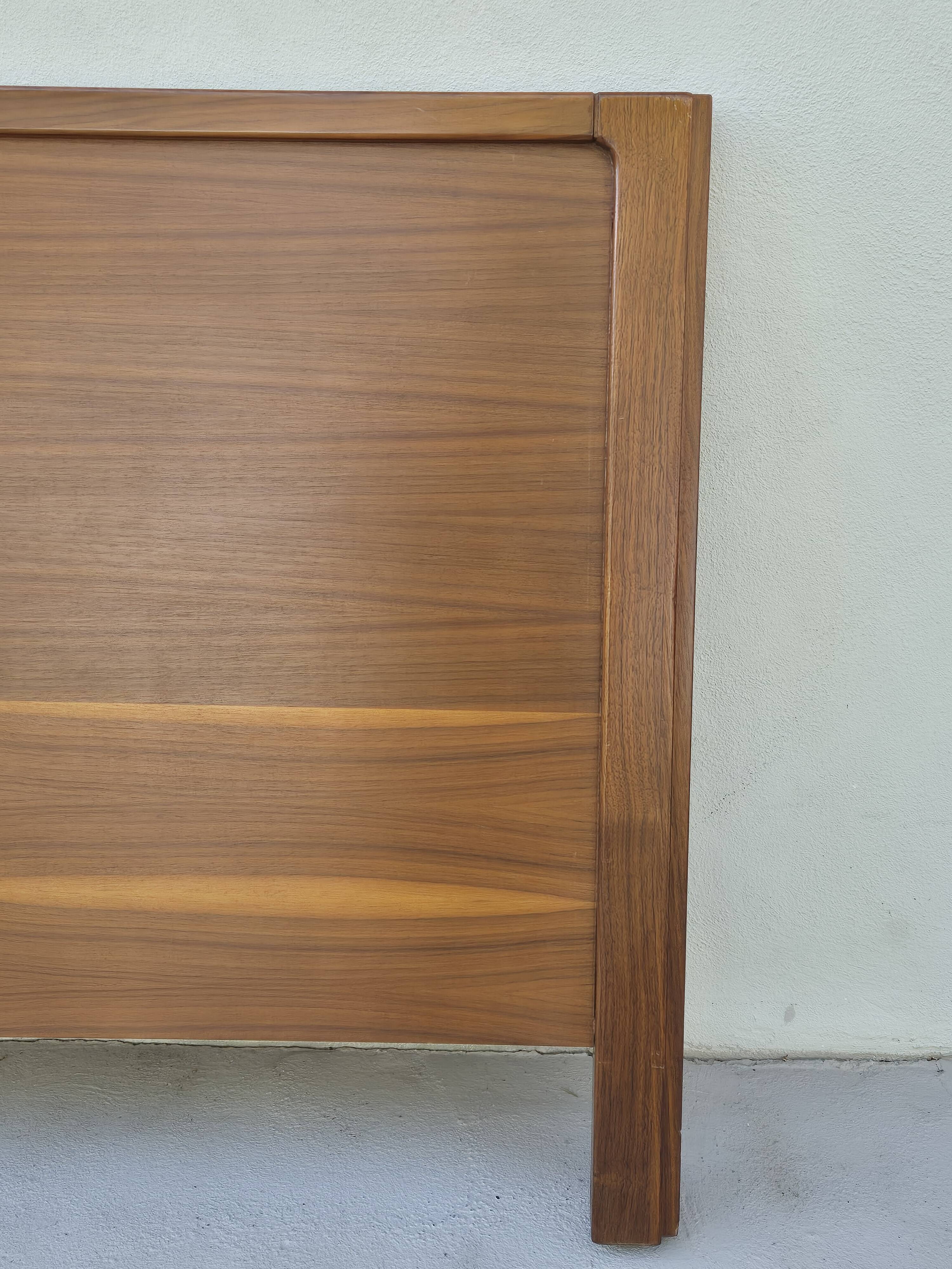 Lit de noyer Stilwood des années 1960