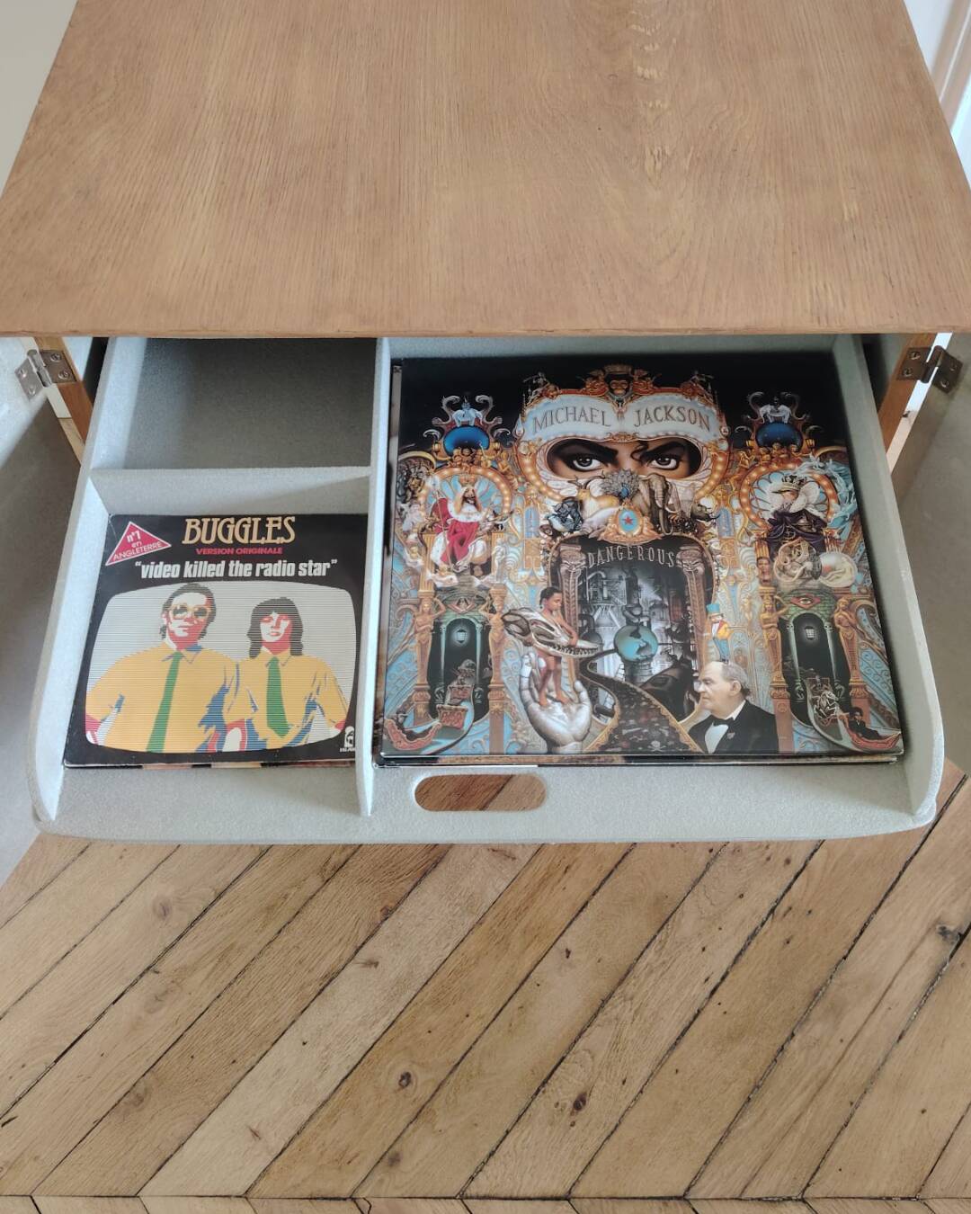 Renovated vintage vinyl cabinet, 1960s