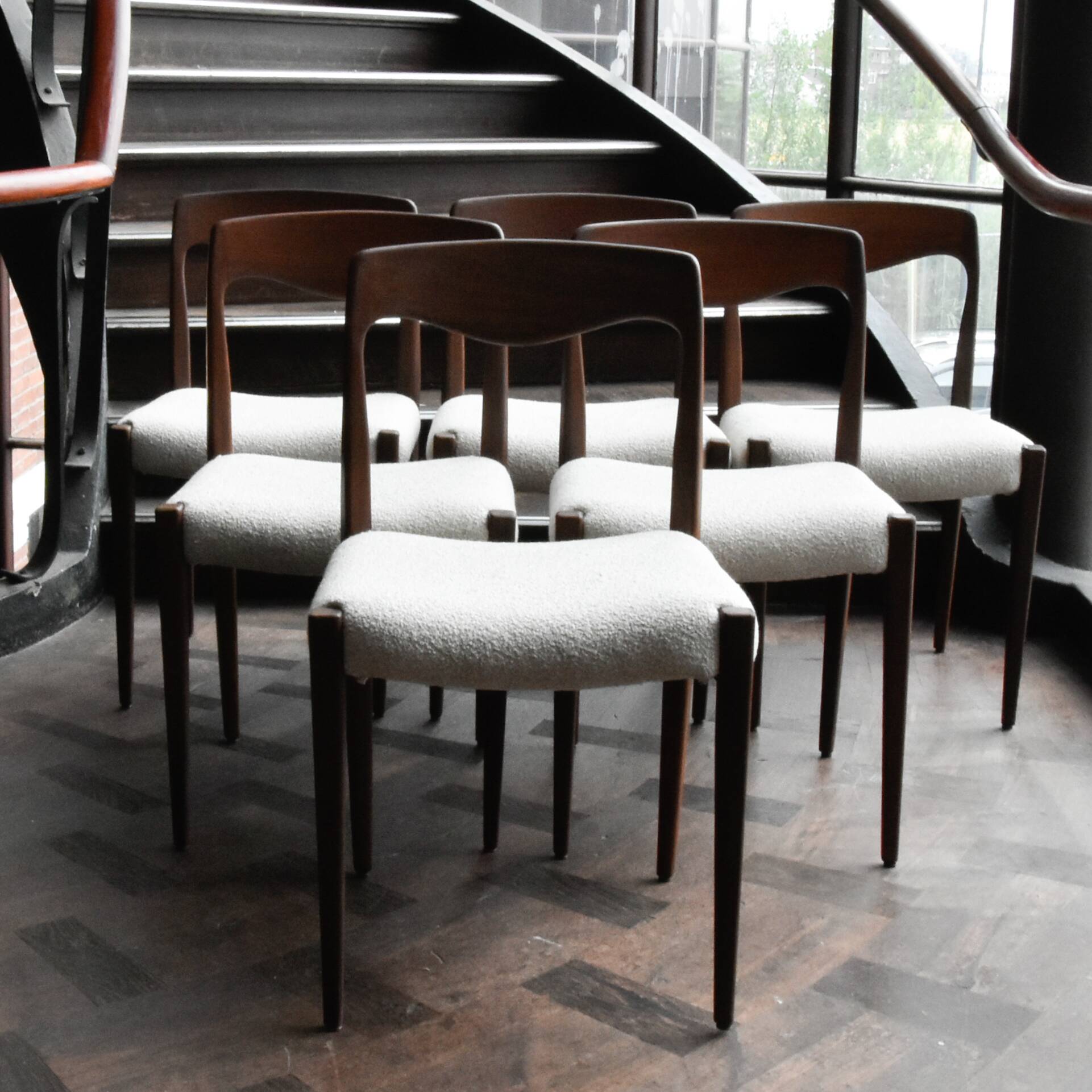 6 Danish chair attributed to Niels Moller