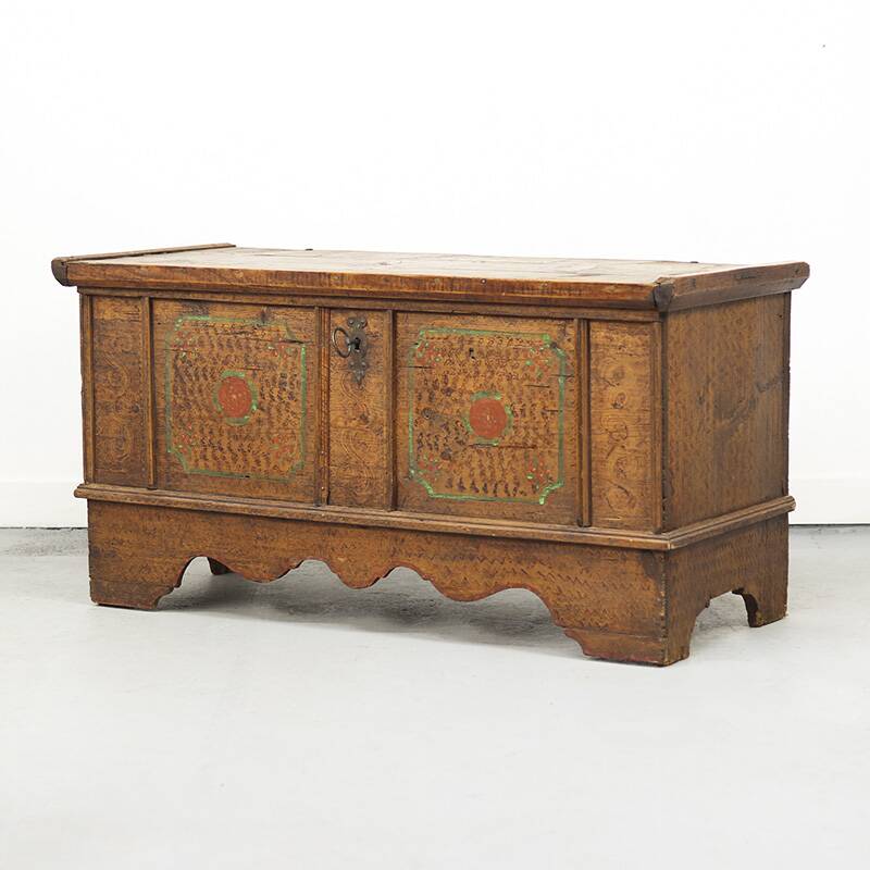 Antique Folk Art Painted bridal chest 1737
