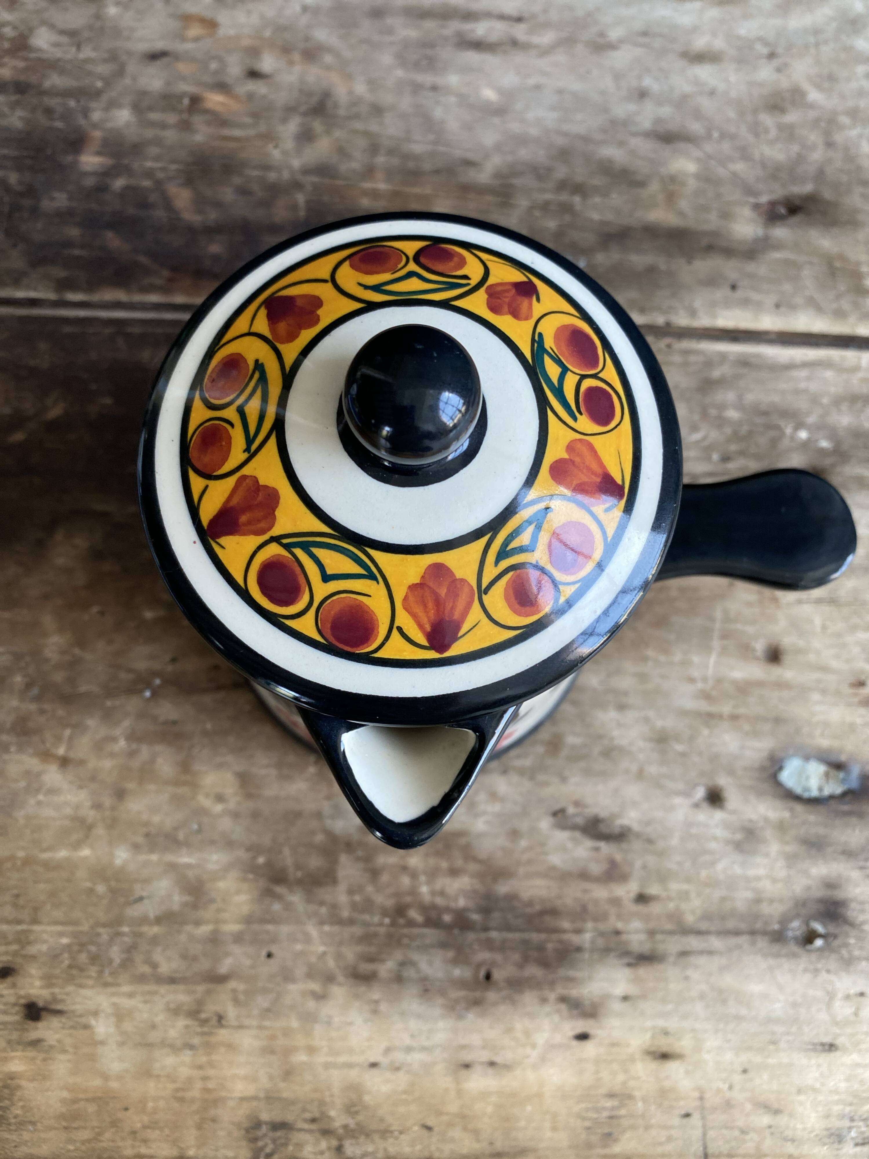 Superb authentic jug / chocolate pot from the Saint-Jean factory.