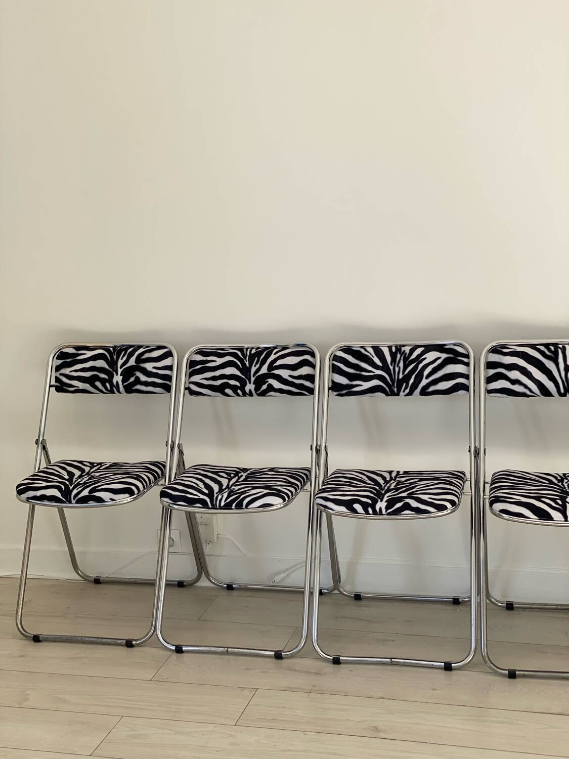6 folding chairs in metal and zebra-patterned fabric, 1970s