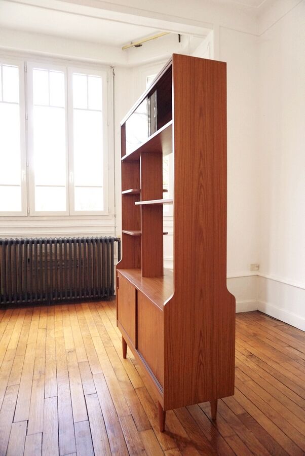 Library showcase vintage English mark Schreiber