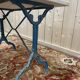 Table de bistrot en marbre et fonte