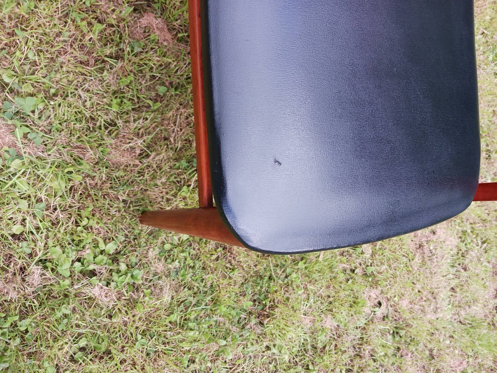 Set of 6 Scandinavian design chairs