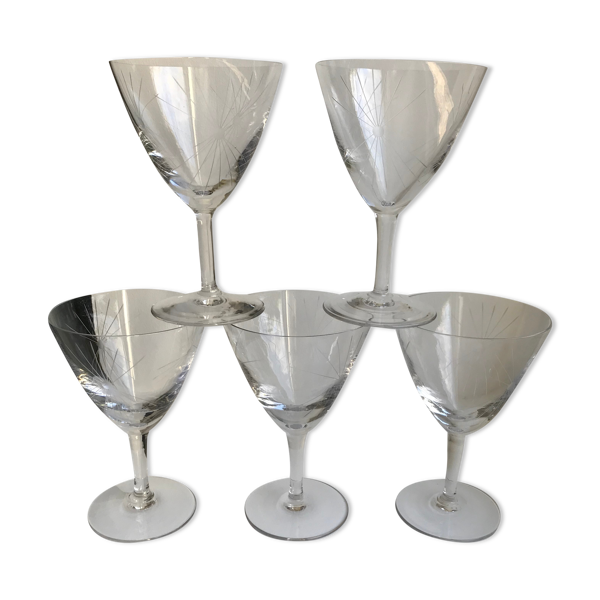 Lot de 5 verres à vin gravés modèle étoile années 50