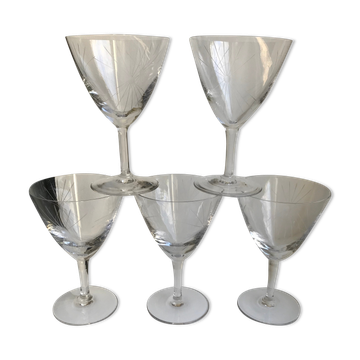 Set of 5 engraved wine glasses star model 50s