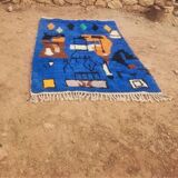 Traditional handmade carpet 250cm x 150cm Moroccan