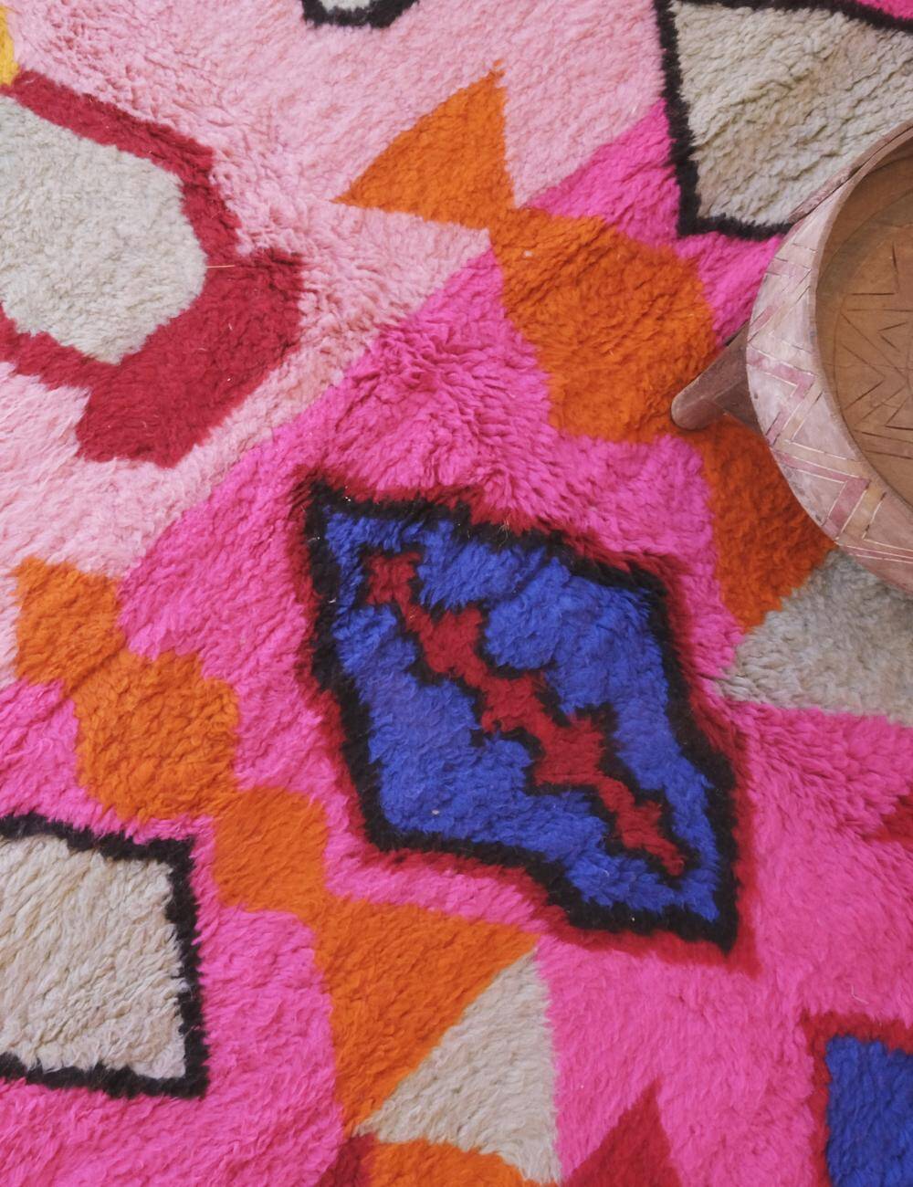 Modern Moroccan Rug - 341 x 239 cm