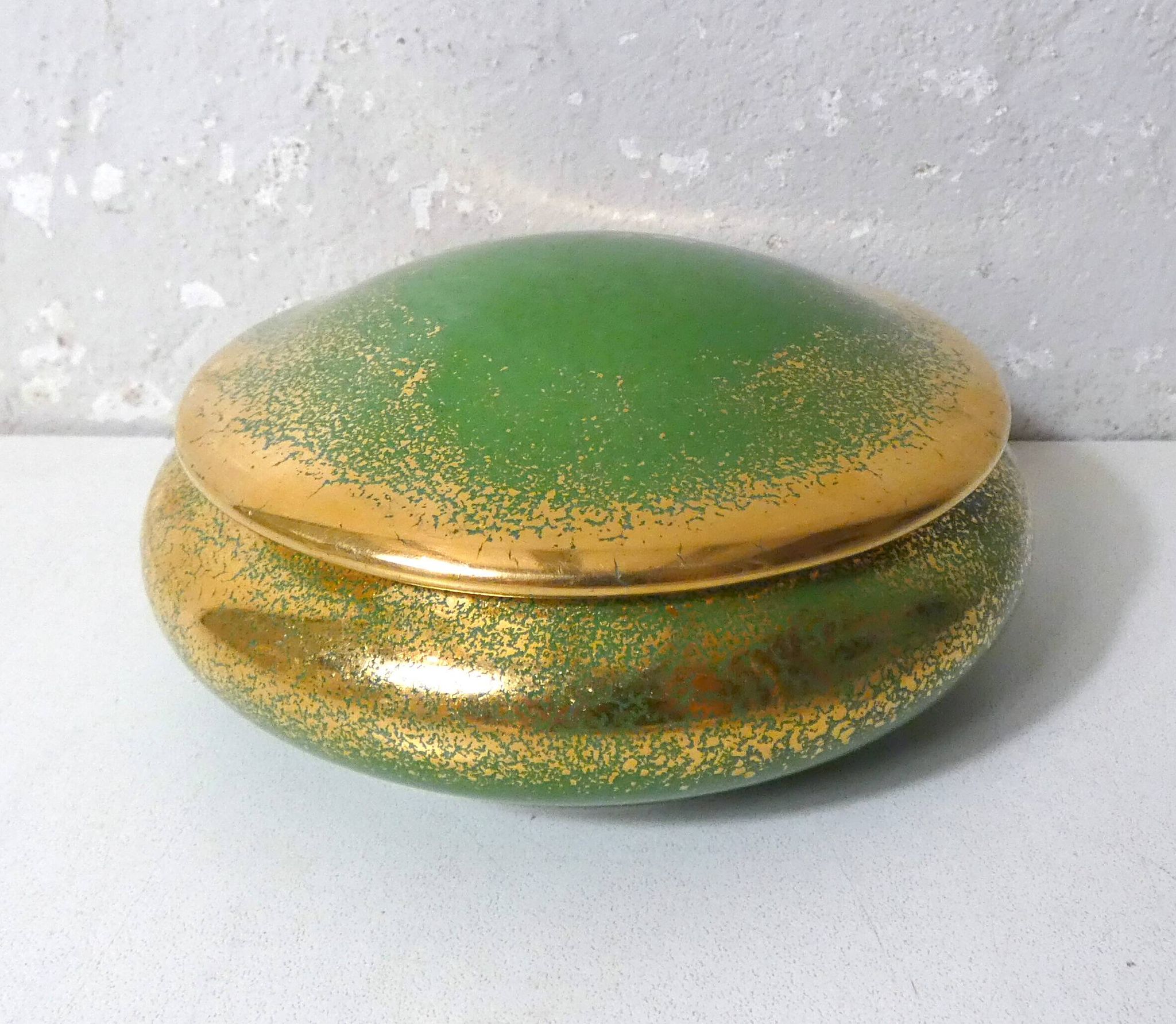 Green and gold Limoges porcelain candy box signed Catherine Lainé