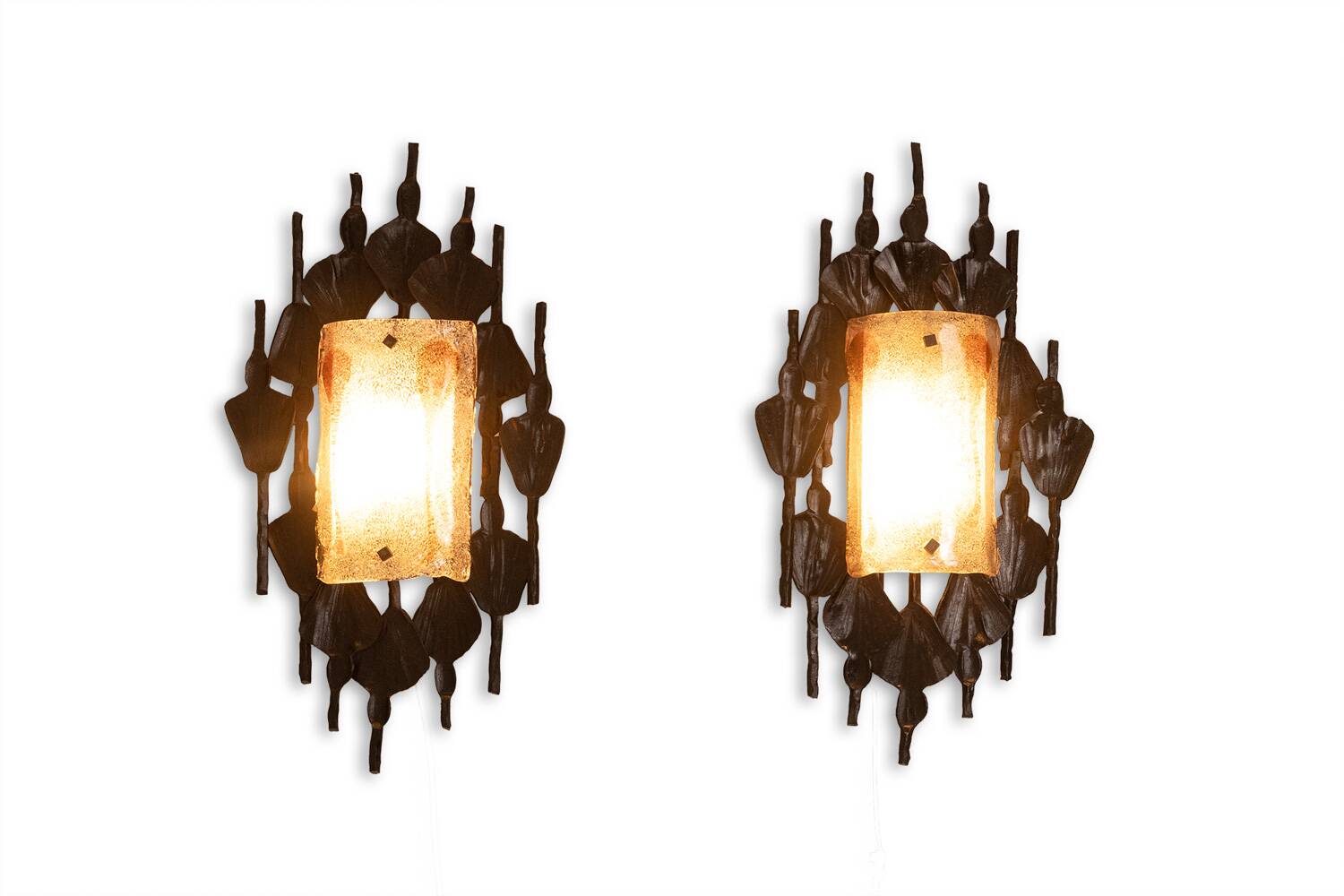 Mazzega. Pair of Brutalist wall lights in glass and iron. 1950s.