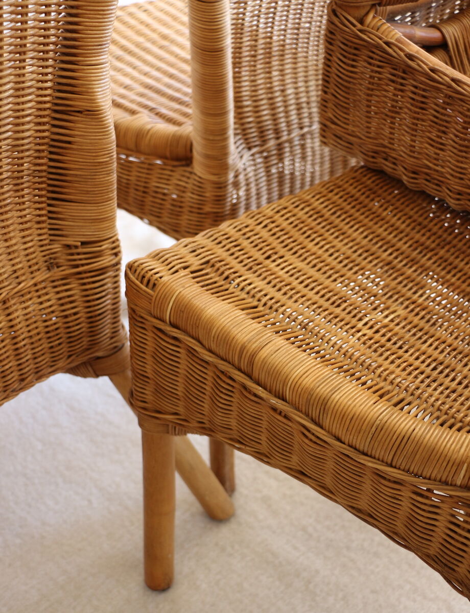 4 rattan chairs