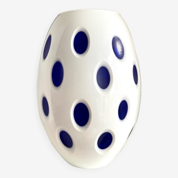 Vase overlay en pâte de verre blanche et bleue