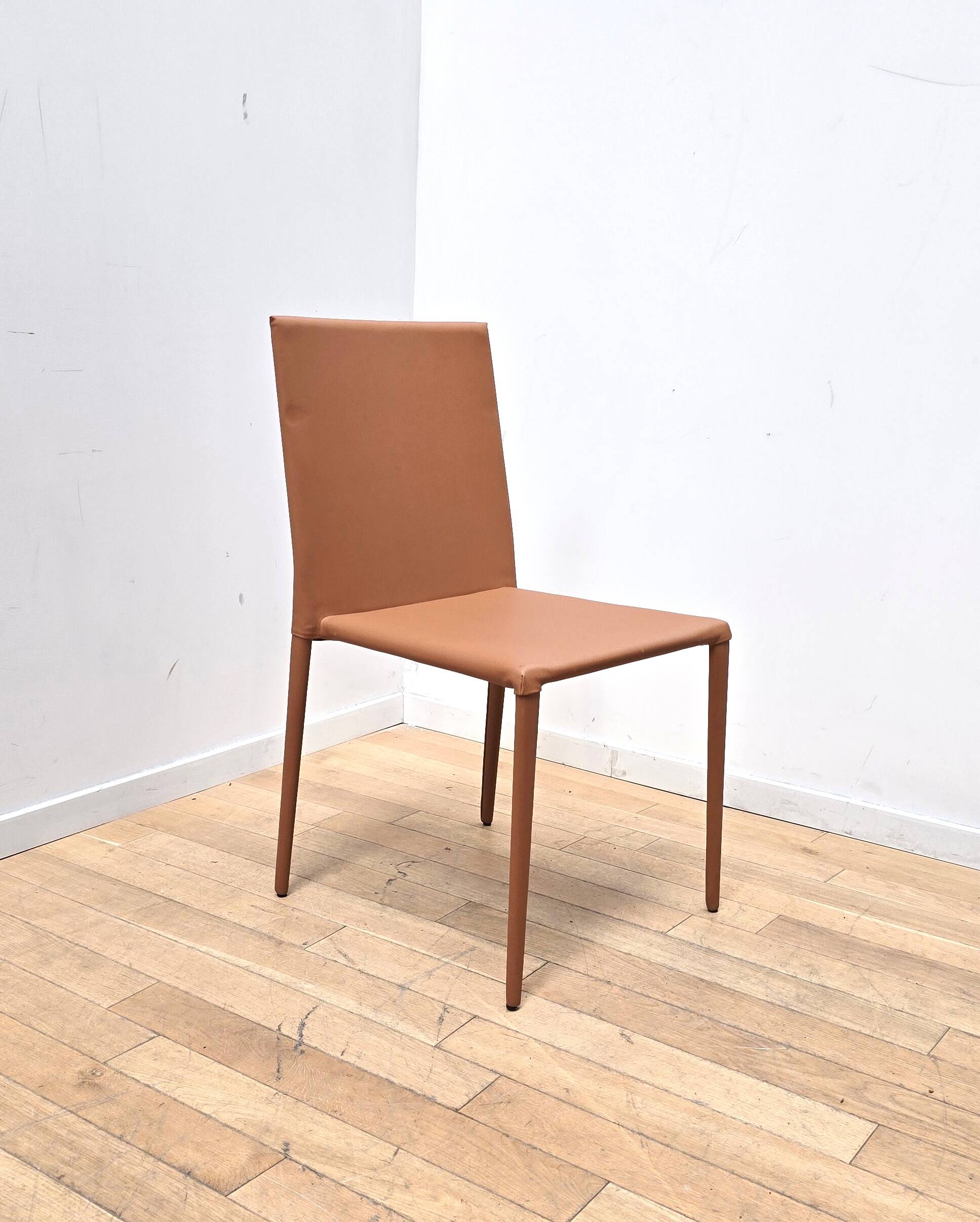 Chaise Norma, Arper