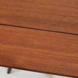 Teak metamorphic table