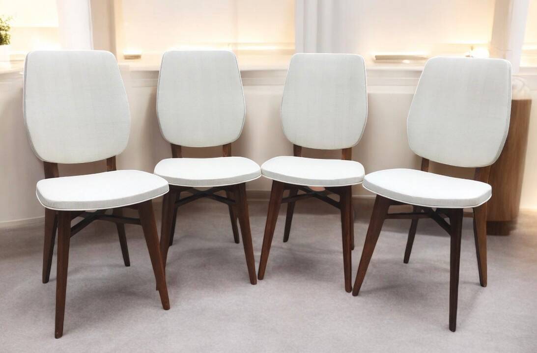 4 chaises en teck design 1960