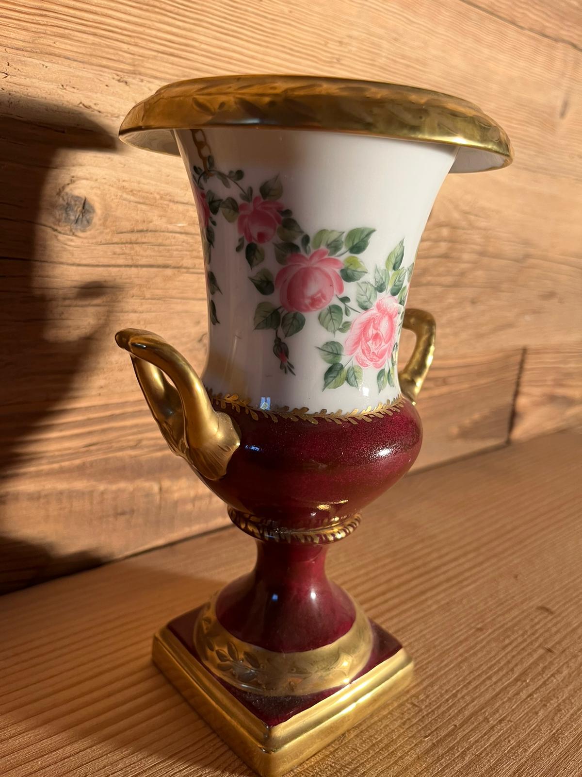 Ancient Medici vase porcelain empire