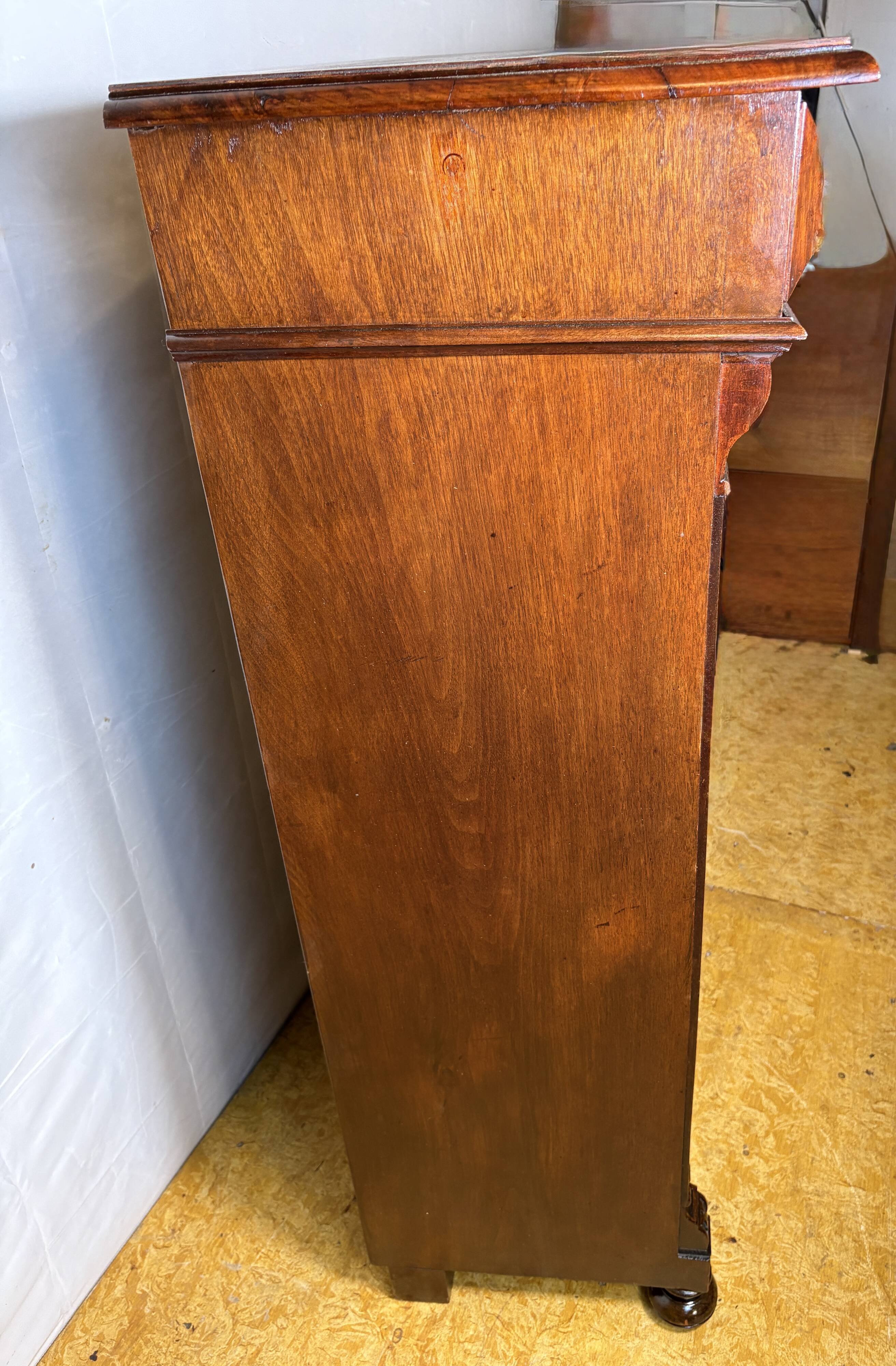 Antique Gründerzeit Vertiko Cabinet in Walnut – Circa 1890–1900  A stunning
