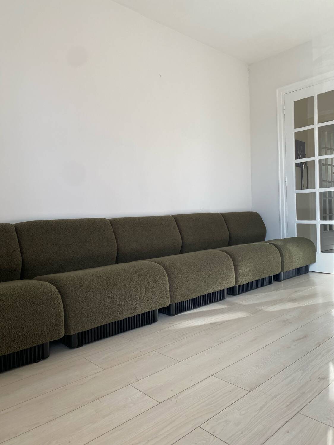 6 Herman Miller armchairs 1970