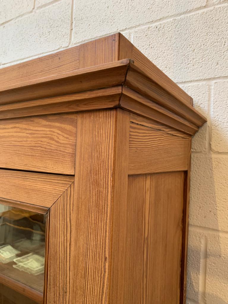 Early XXth century fir vessel