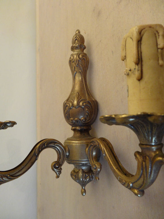 Apply wall brass years 40'