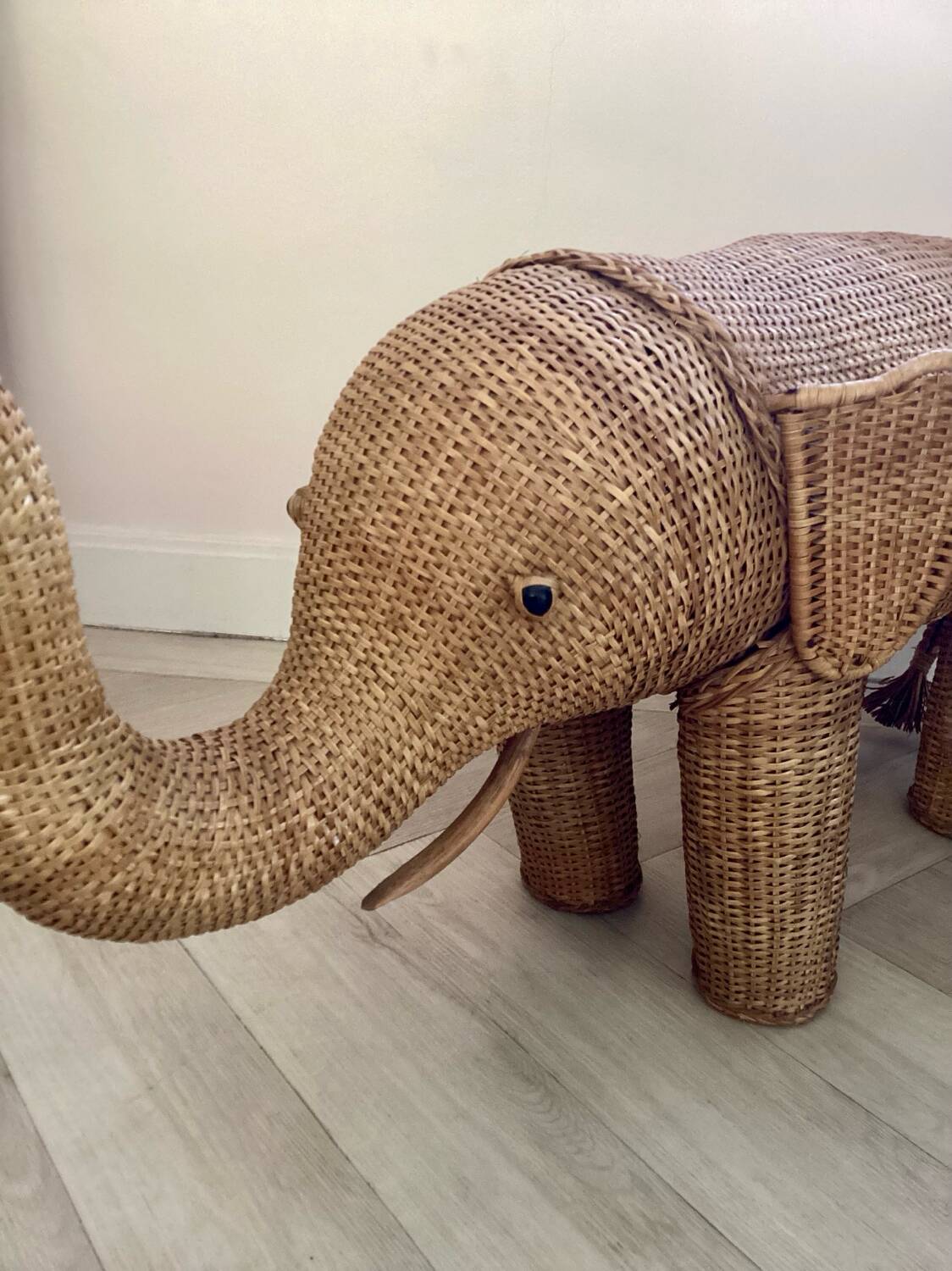 Rattan Reed elephant 1960 , design animal