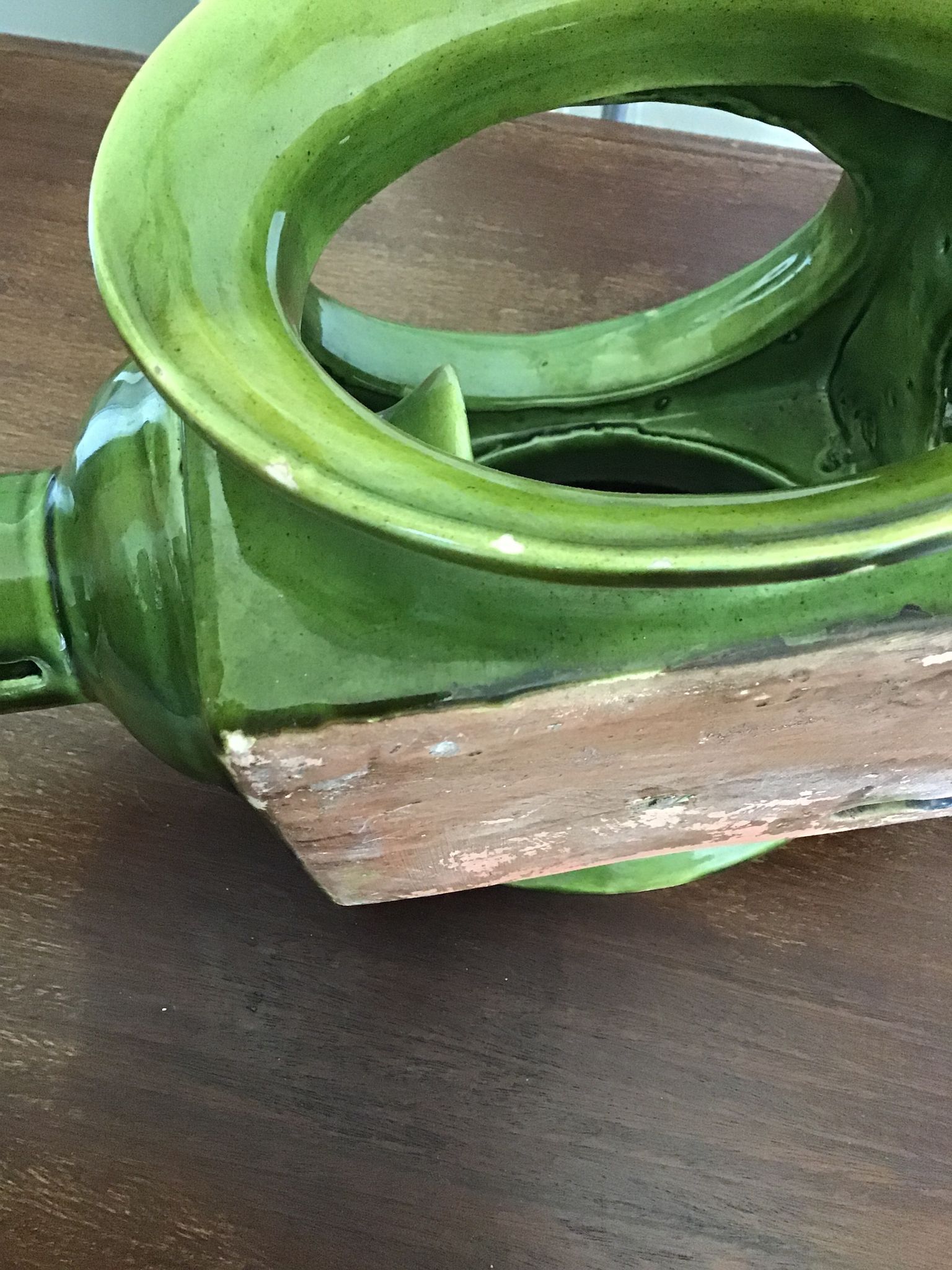 Ceramic wall lamp