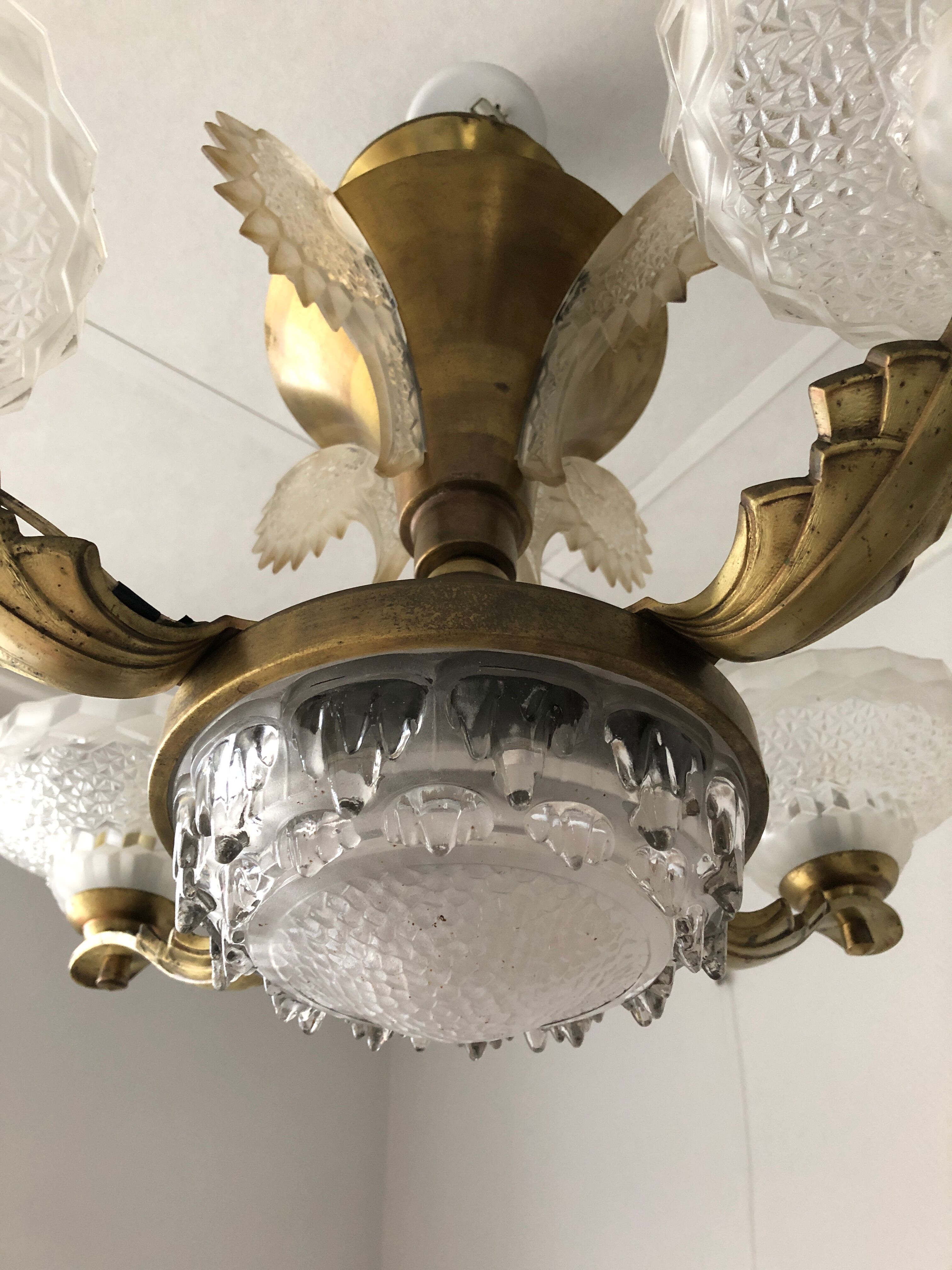 Parisian brasserie chandelier maison Ezan 1930
