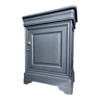 Accent furniture