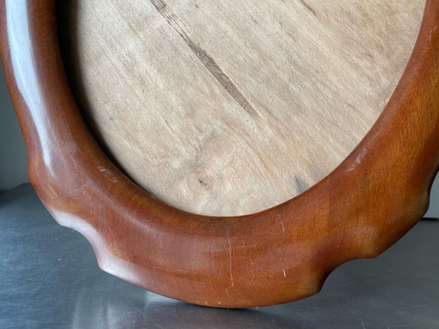 Oval mahogany picture frame