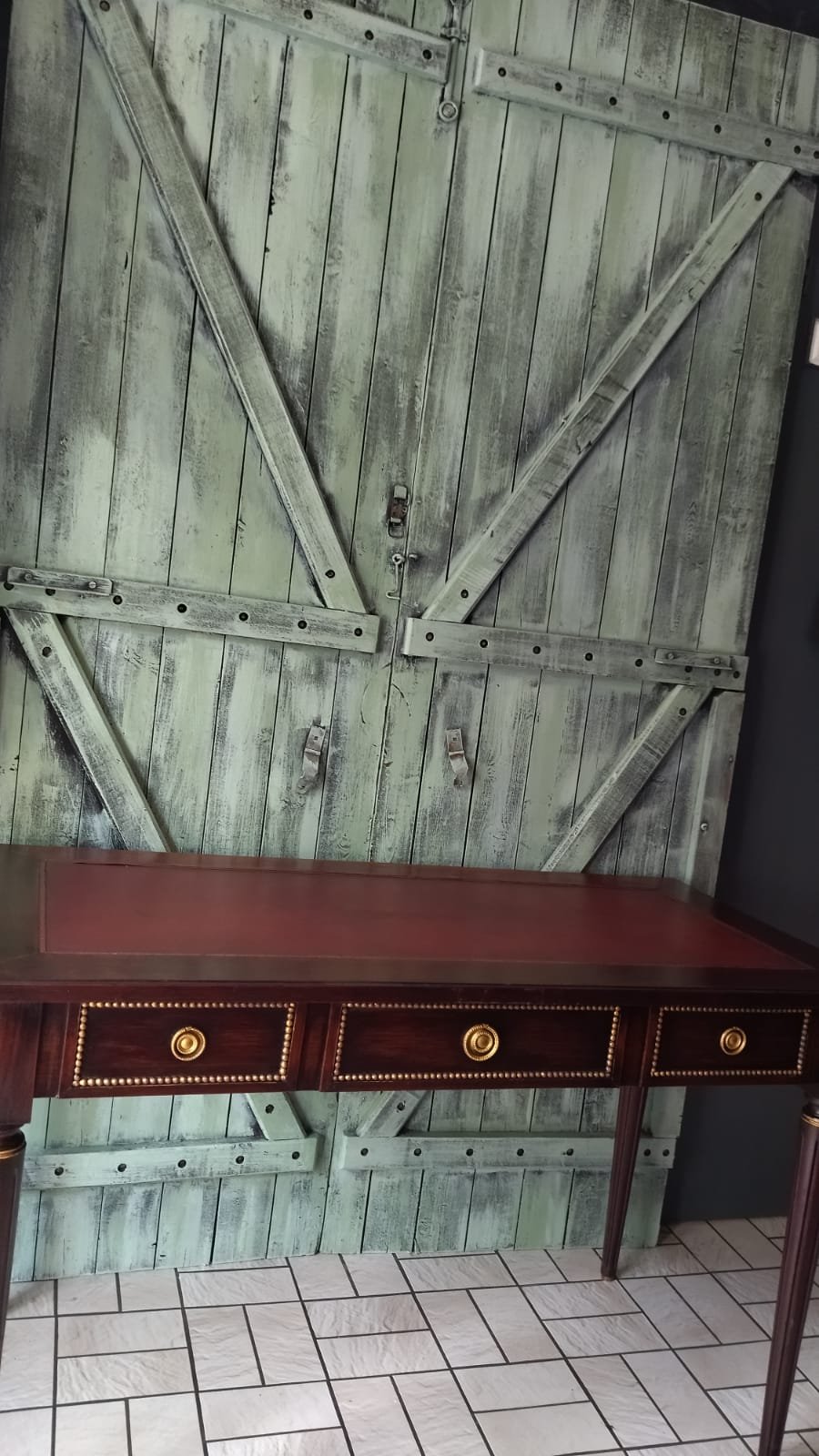 Old louis XV style office