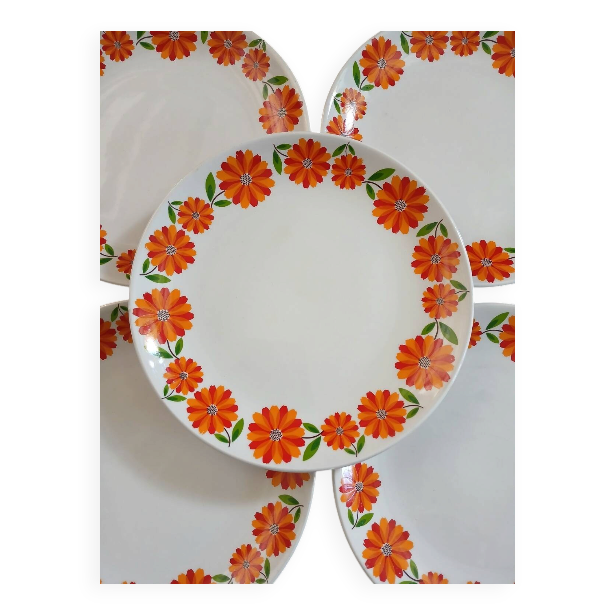 12 vintage dessert plates Moulin des Loups