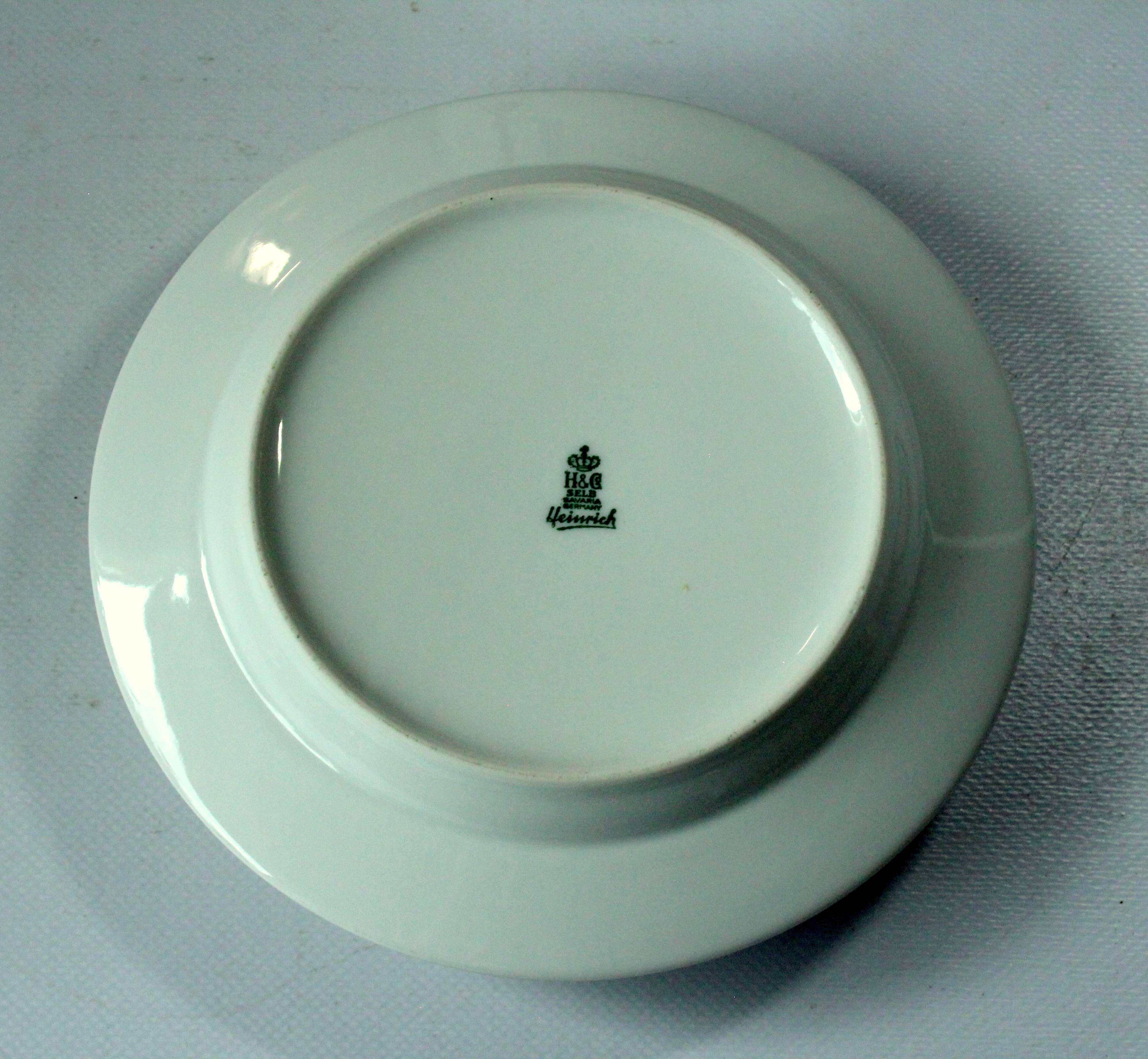 High quality porcelain butter dish by Heinrich Porzellan Design "Anmut"
