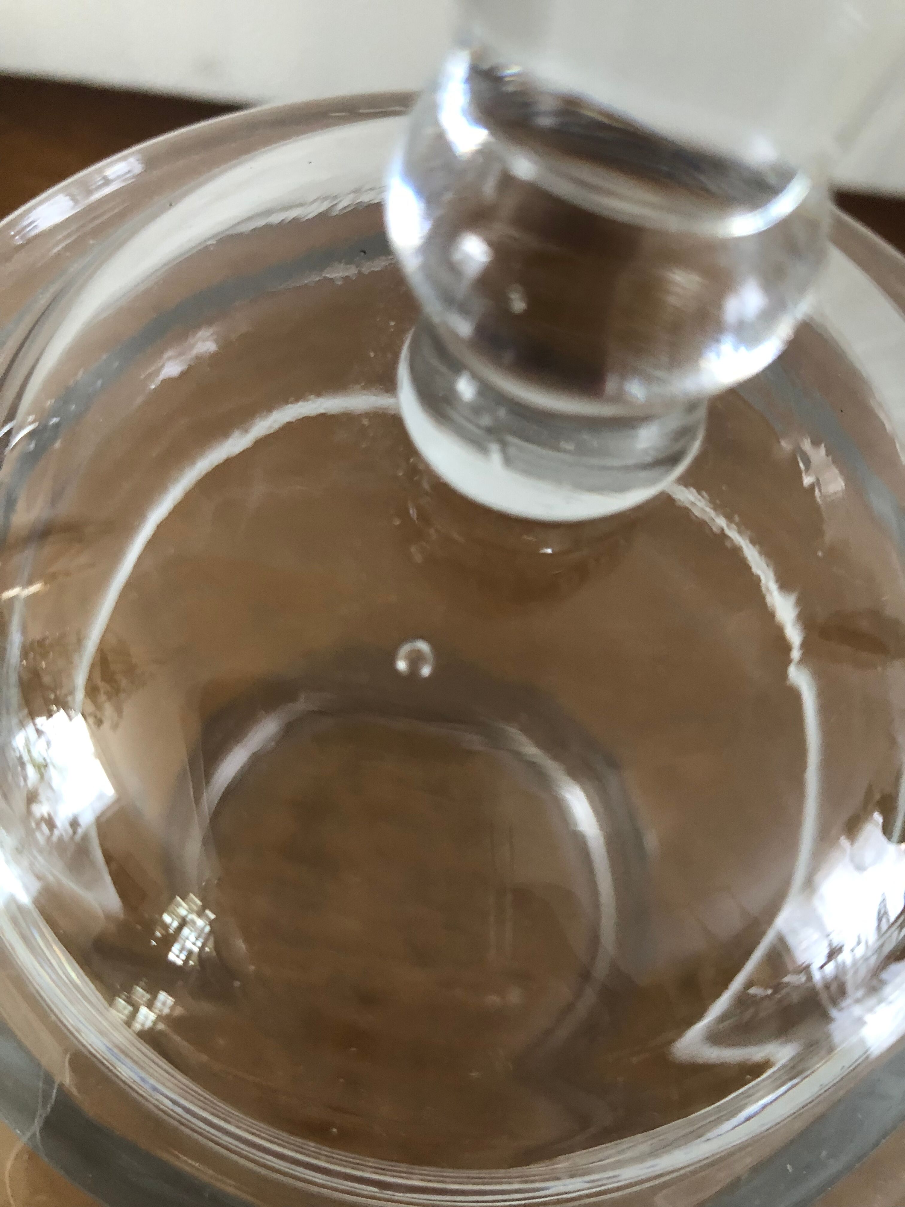 Bonbonnière with its glass lid