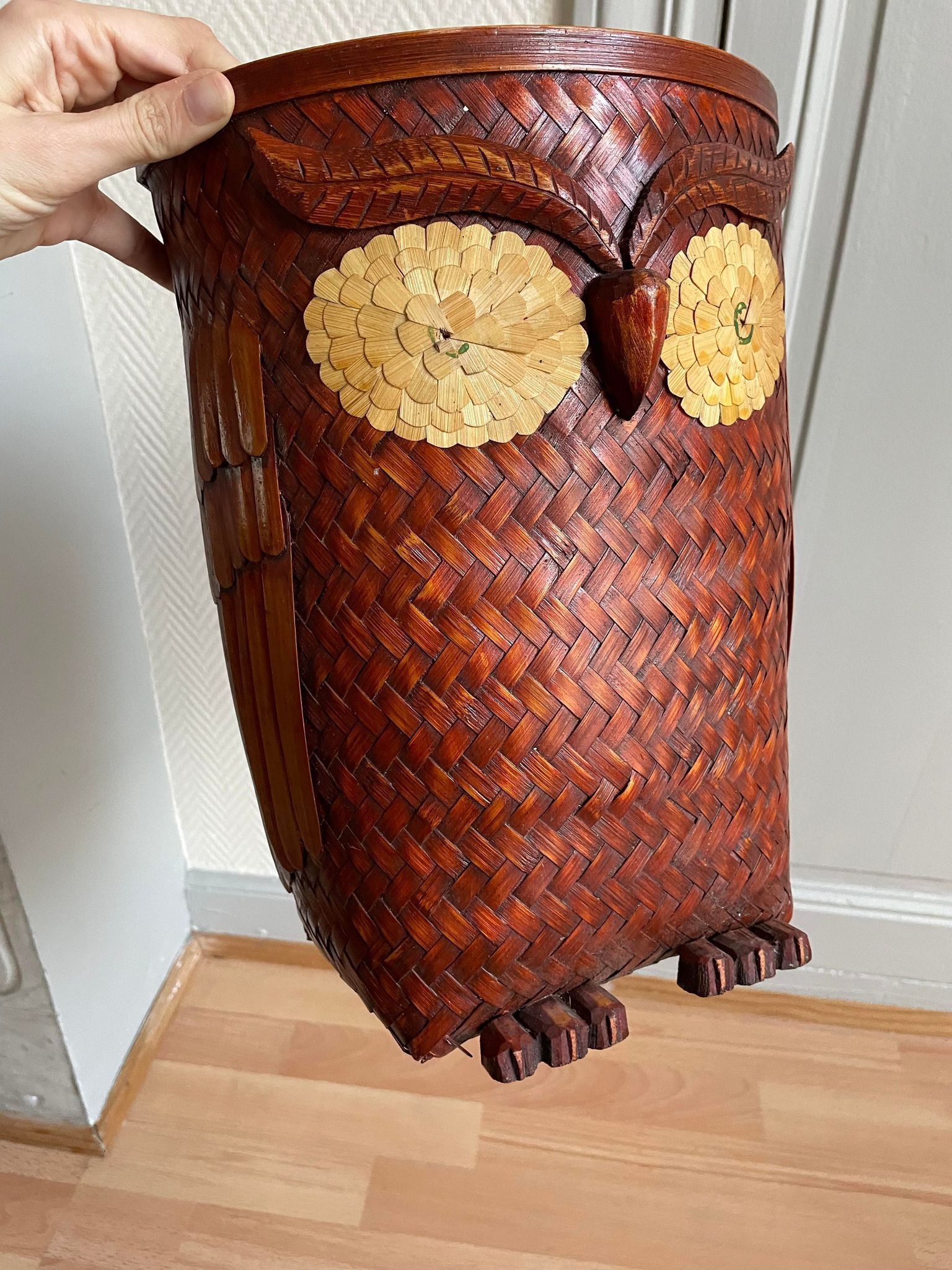 Owl basket